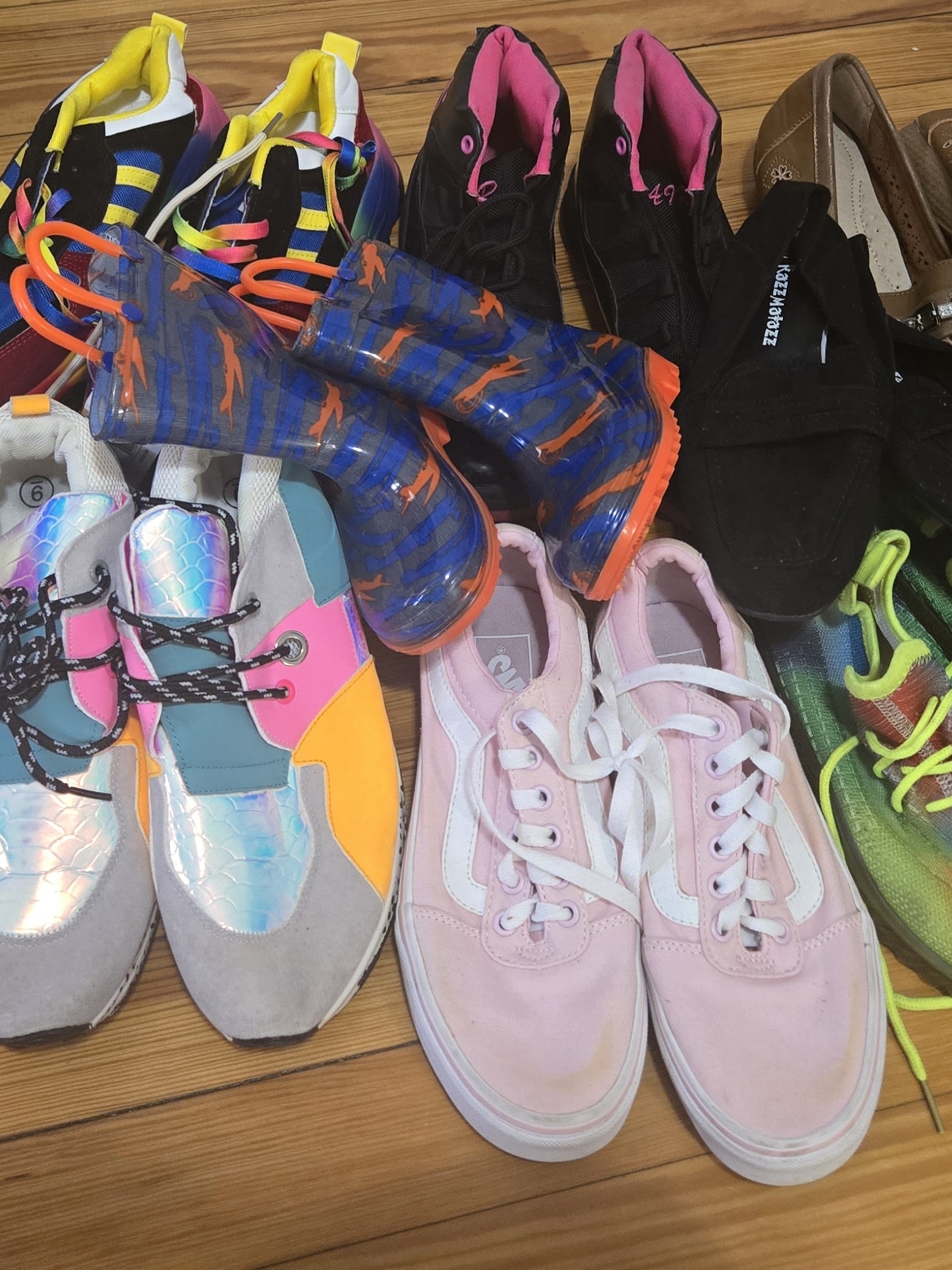 Pink Canvas Skate Shoes - Unbranded